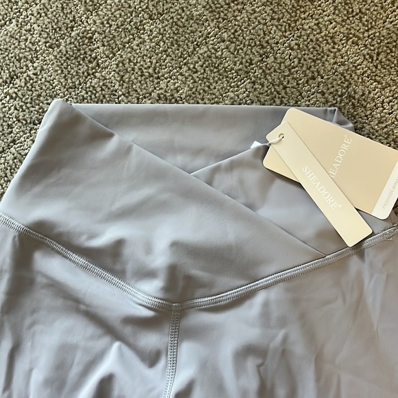 high waisted flair pants - Picture 2 of 3